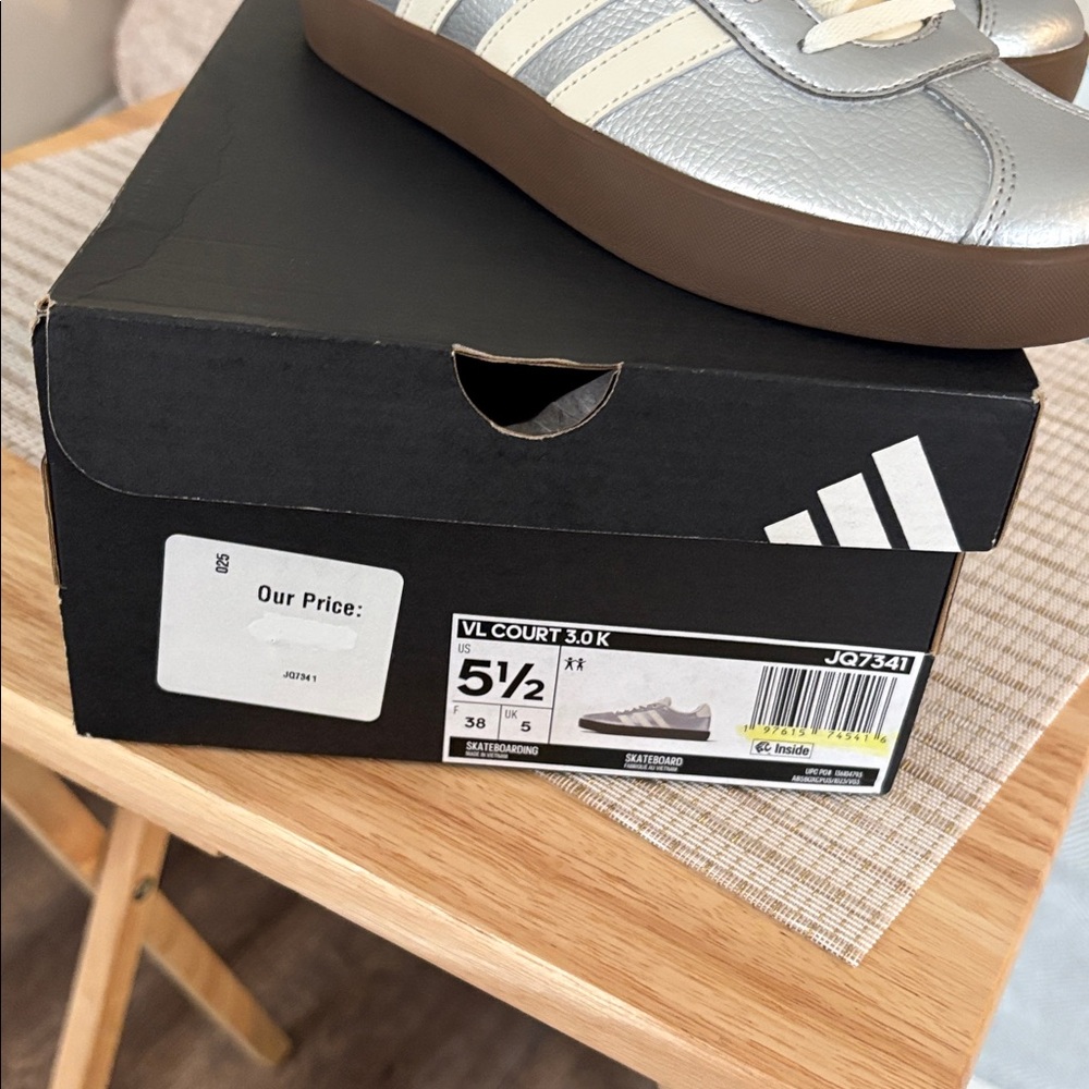 Adidas Silver and White Sneakers with Brown Soles - Picture 4 of 4